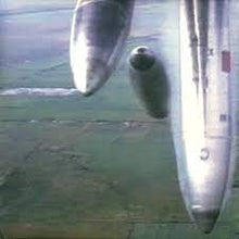 Load image into Gallery viewer, Godspeed! You Black Emperor - Yanqui U.X.O. (2LP)
